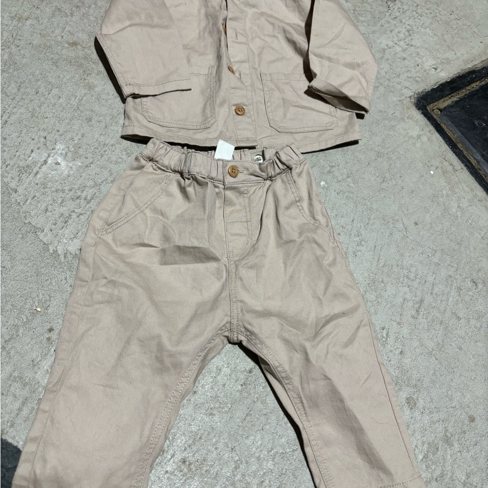 NWOT two piece H&M outfit. 9-12 months